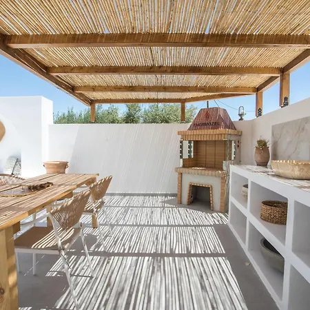 Zaia & Living, N3, Pool View, * ゲンナジー