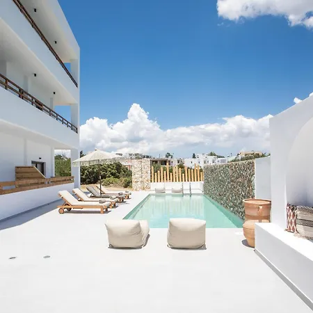 Zaia & Living, N3, Pool View, * Gennadi