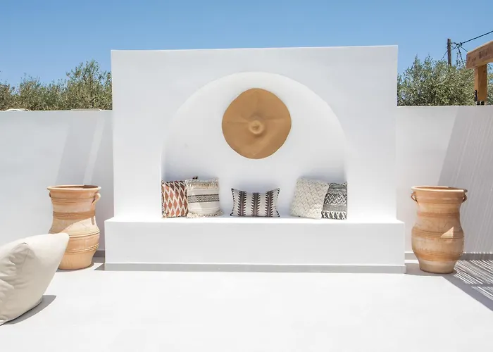 Zaia & Living, N3, Pool View, *