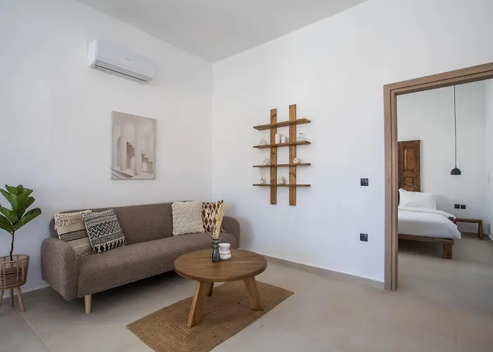 شقة Zaia & Living, N3, Pool View, غينادي