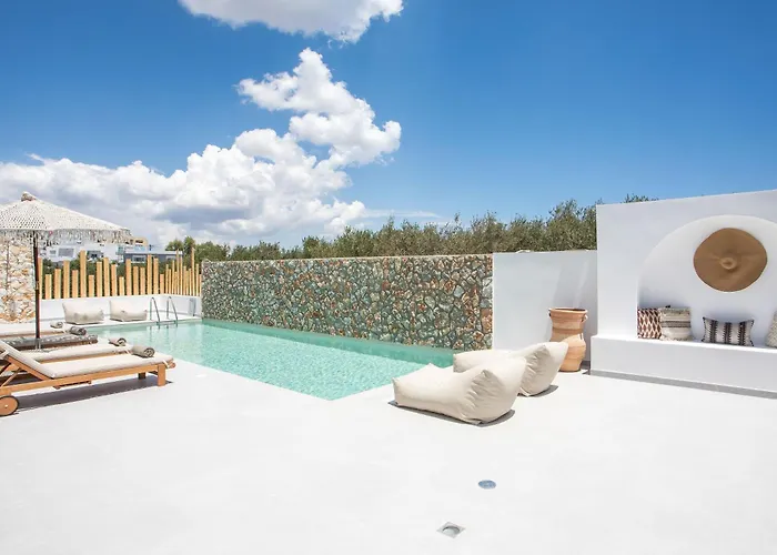 Zaia & Living, N3, Pool View, شقة